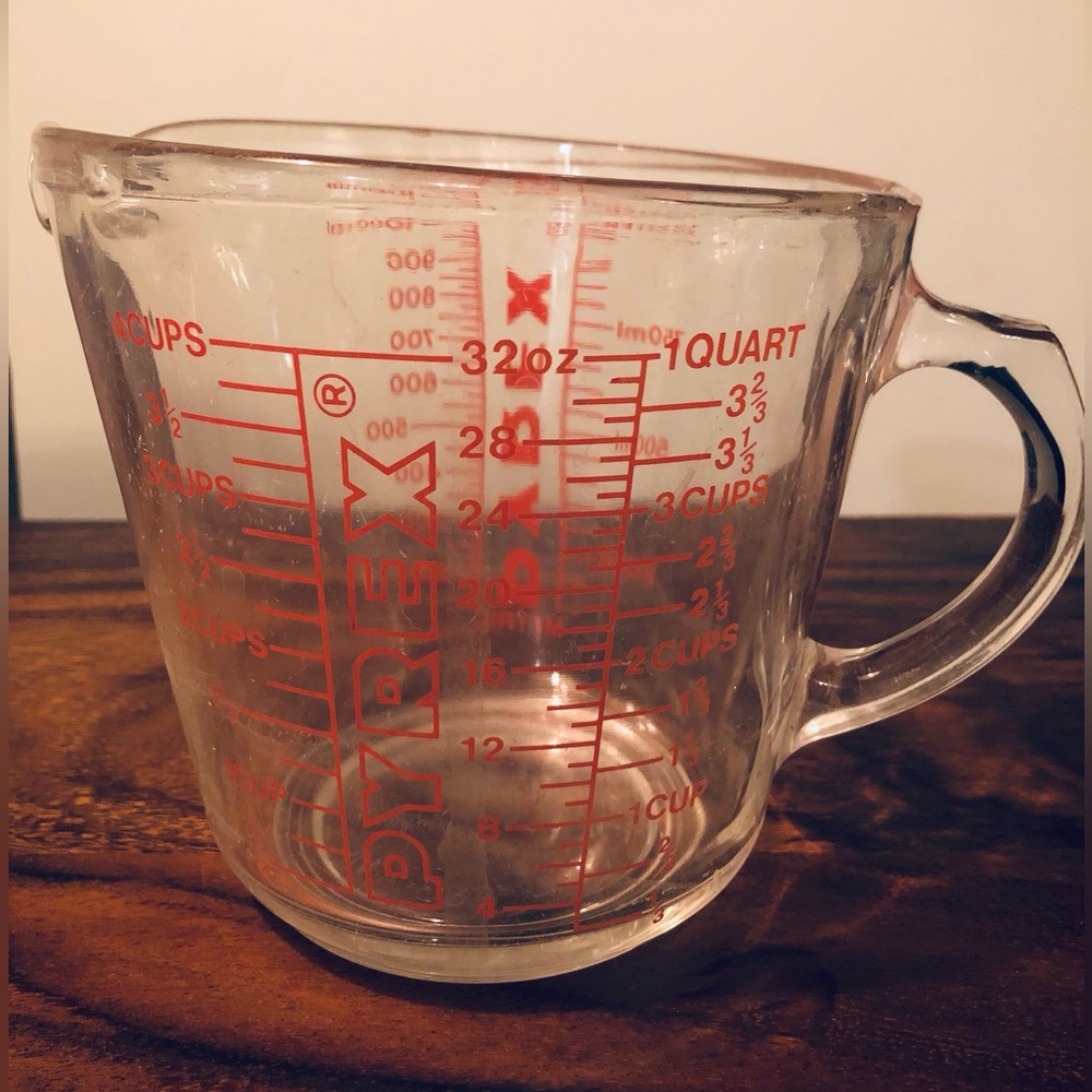 Vintage PYREX #532 D Handle 4-Cup 1-Quart Red Lettering Glass Measuring Cup USA